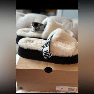 UGG Disco Slide Fur Sandals